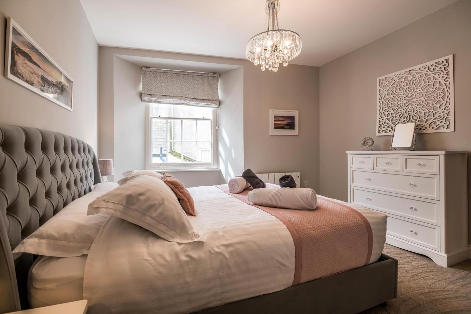 Lady Tenby - 2 Bedroom Apartment - Tenby Eksteriør billede
